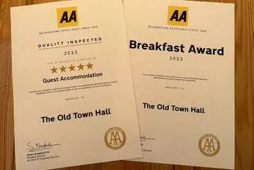 Bed and Breakfast The Old Town Hall