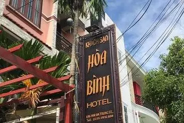 Hoa Binh Hostel