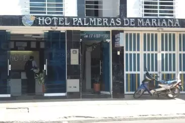ホテル Palmeras De Mariana