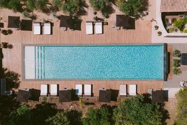 Hotel Domaine La Pierre Blanche