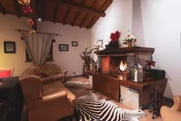 Aamiaismajoitus (B&B) Casale La Rovere