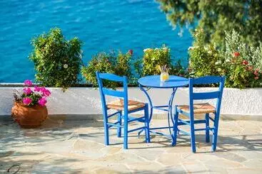 Tourist flats Maria Plomari Apartments