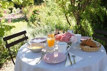 هتل Le Mas Des Etoiles Luberon B&b