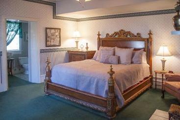 Otel Lizzie's Heritage Inn