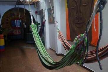 Casa Amarilla Hostel   Cali