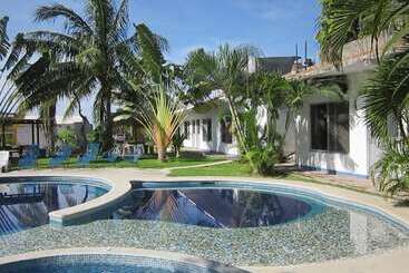 Отель Rivera Del Mar