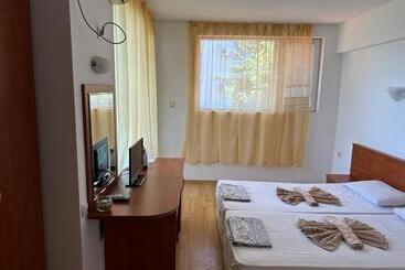 ホテル Complex Nev