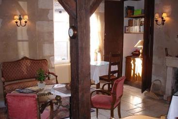 בית מלון כפרי Le Relais Du Lyon D Or