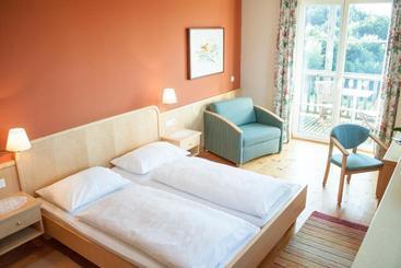 Bed and Breakfast Bacchuskeller Eva Lambauer