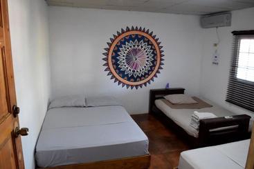 Hostel Villa Vento Surf