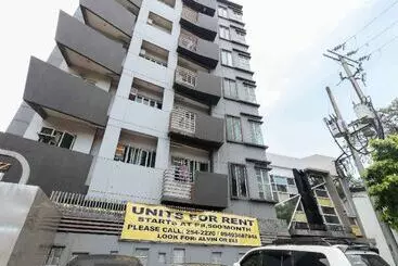 Hotel Reddoorz Plus At Banawe Quezon City
