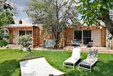 The Parcels Hotel   Adults Only