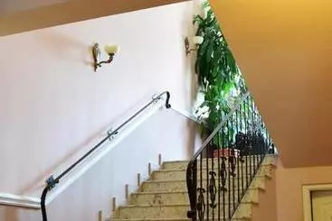 ホテル Bíbic és Tüskevár étterem és Horgásztó