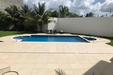 住宿加早餐 Villa Segovia