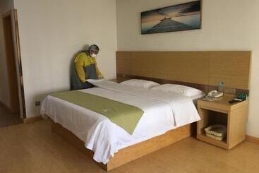 Отель Greentree Alliance Liaocheng Dongchangfu District Chenkou Road Liaocheng University