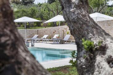 בית מלון כפרי Ottolire Resort