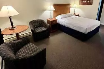 North Colony Motel And Cottages