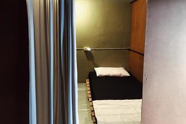 Hostelbed And Retreat Phitsanulok