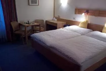 ホテル Zum Goldenen Hirschen