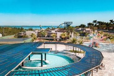 호텔 Grandes Lagos Resorts E Parque Aquático