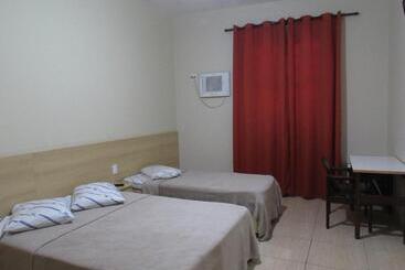 Nébias Palace Hotel Junto Da Avenida Ipiranga Com São João Em Frente Ao Bar Brahma Sp