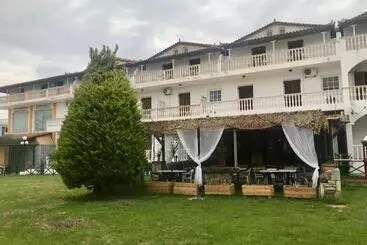 آپارتمان Dionysos Studios