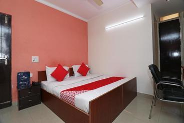 Fabhotel Kehar Palace Saket