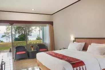 Hotelli Patra Parapat Lake Resort