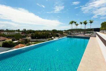 Ozone Condotel Kata Beach By Phr