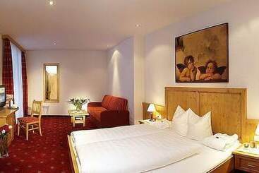 Hotel Alpenstern   Sommer Silvretta Card Premium Inklusive!