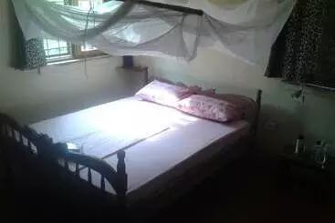 هتل Home Sweet Home