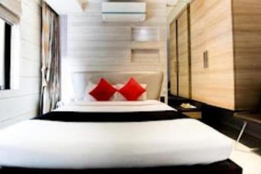 Hotel Pratiksha Residency , Nerul