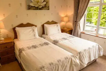 Bed and Breakfast Killowen House