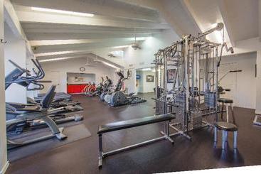 فندق Holly Lake Ranch