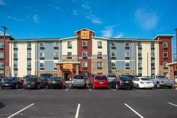 Hotelli La Quinta Inn & Suites By Wyndham Greenville Woodruff Rd