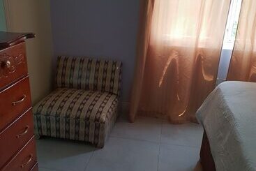 هتل Kingston Paradise Place Rooms