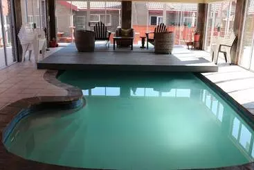 Hotel Amjicaja Guesthouse, Tours & Rentals