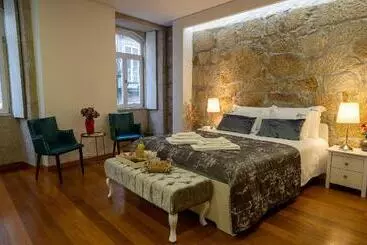 هتل Authentic Porto Apartments