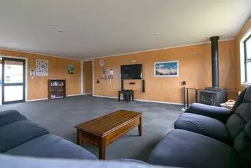 Hotel Hokitika Holiday Park