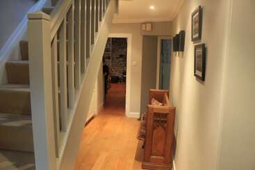 Otel Glenalbyn Cottage