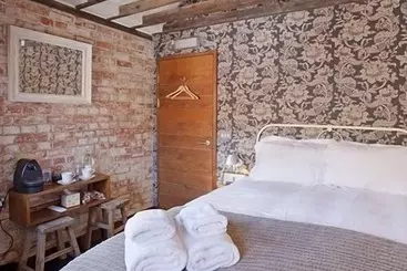 Hotel Rocksalt