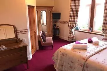 Hotel Rossmor Bed & Breakfast