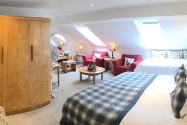 Отель The Townhouse