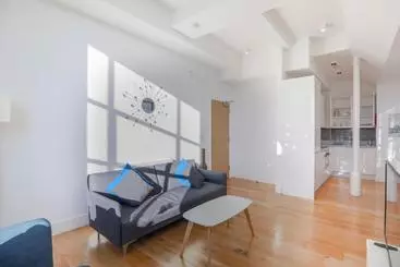 Hotell Urban Stay Shard View Apartments