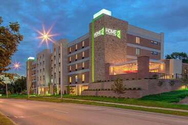 هتل Home2 Suites By Hilton Bloomington