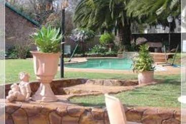 酒店 La Gratitude Guest House