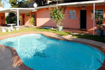 Отель Lodge L'veeze