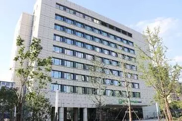 هتل Holiday Inn Wuxi Taihu New City