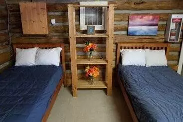 Hotel Christina Lake Lodge