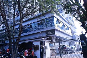 Otel Terminus Square